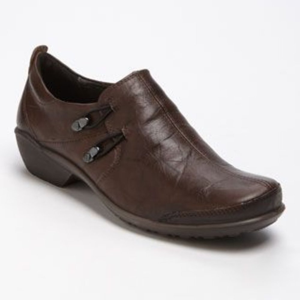 Rominka 'City Light 45' Distressed Burgundy Loafer